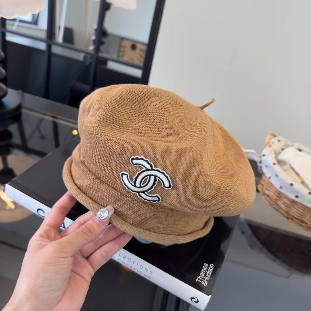 Chanel Brown Beret, Headband Size 57cm - Picture 6 of 8